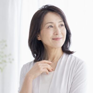 将来の健康について前向きに考える女性のイメージ